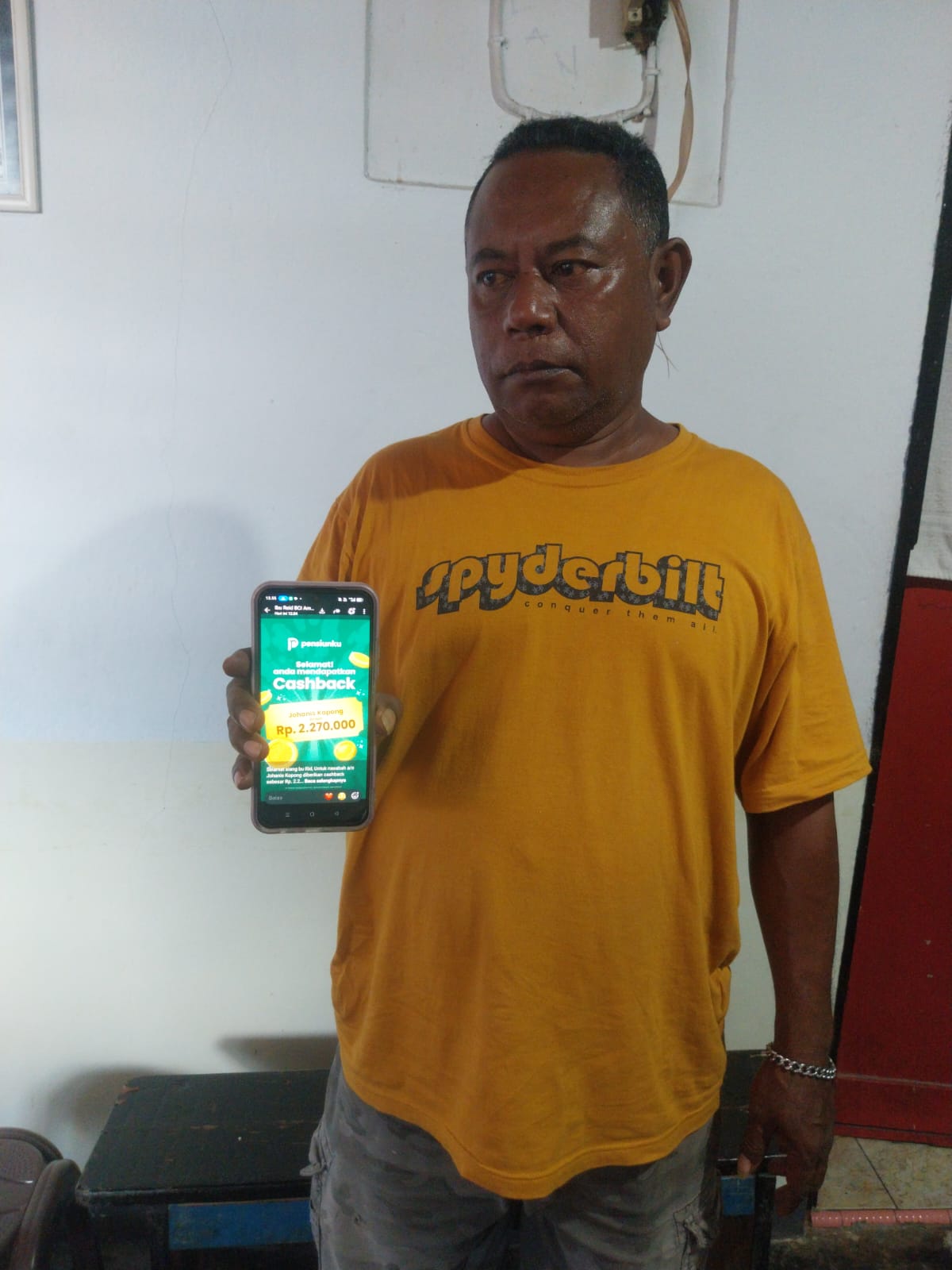 Johanis Kopong (50)